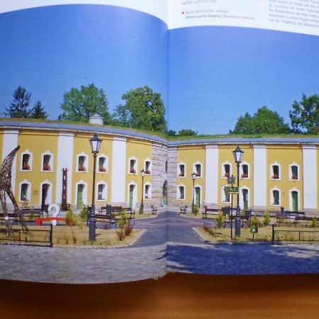 شقة Der Kleine Bauernhof Keine Arbeiter Zadnych Pracownikow Lubiatow  المظهر الخارجي الصورة