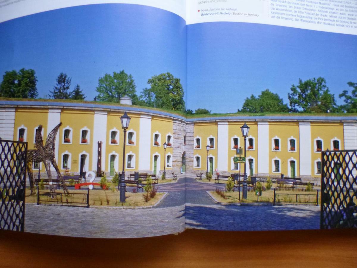 شقة Der Kleine Bauernhof Keine Arbeiter Zadnych Pracownikow Lubiatow  المظهر الخارجي الصورة